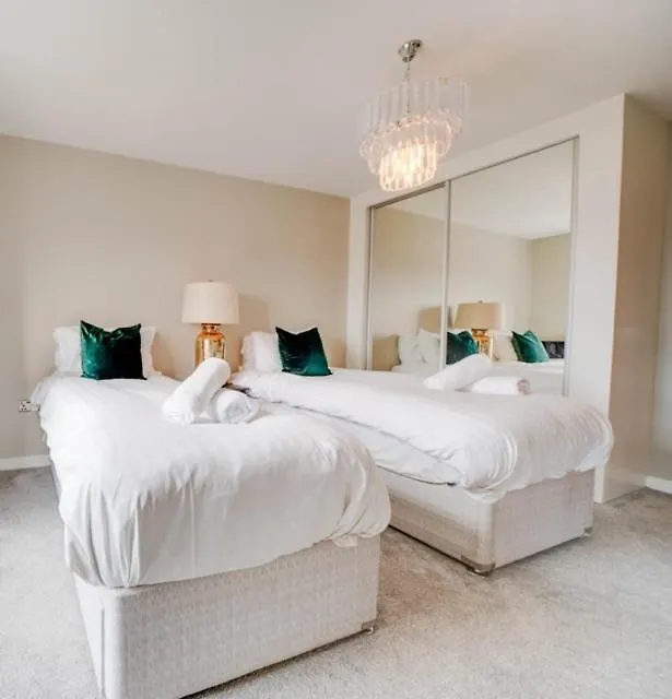 Tallest Building In The City Centre Sleeps 5 Incredible City Mountain And Lagan Views Belfast Apartman